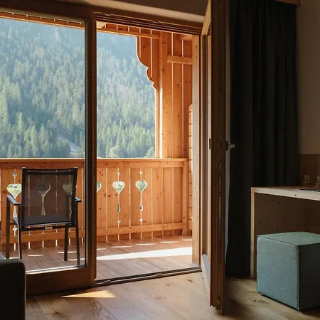 Hotel Sanvi 3*